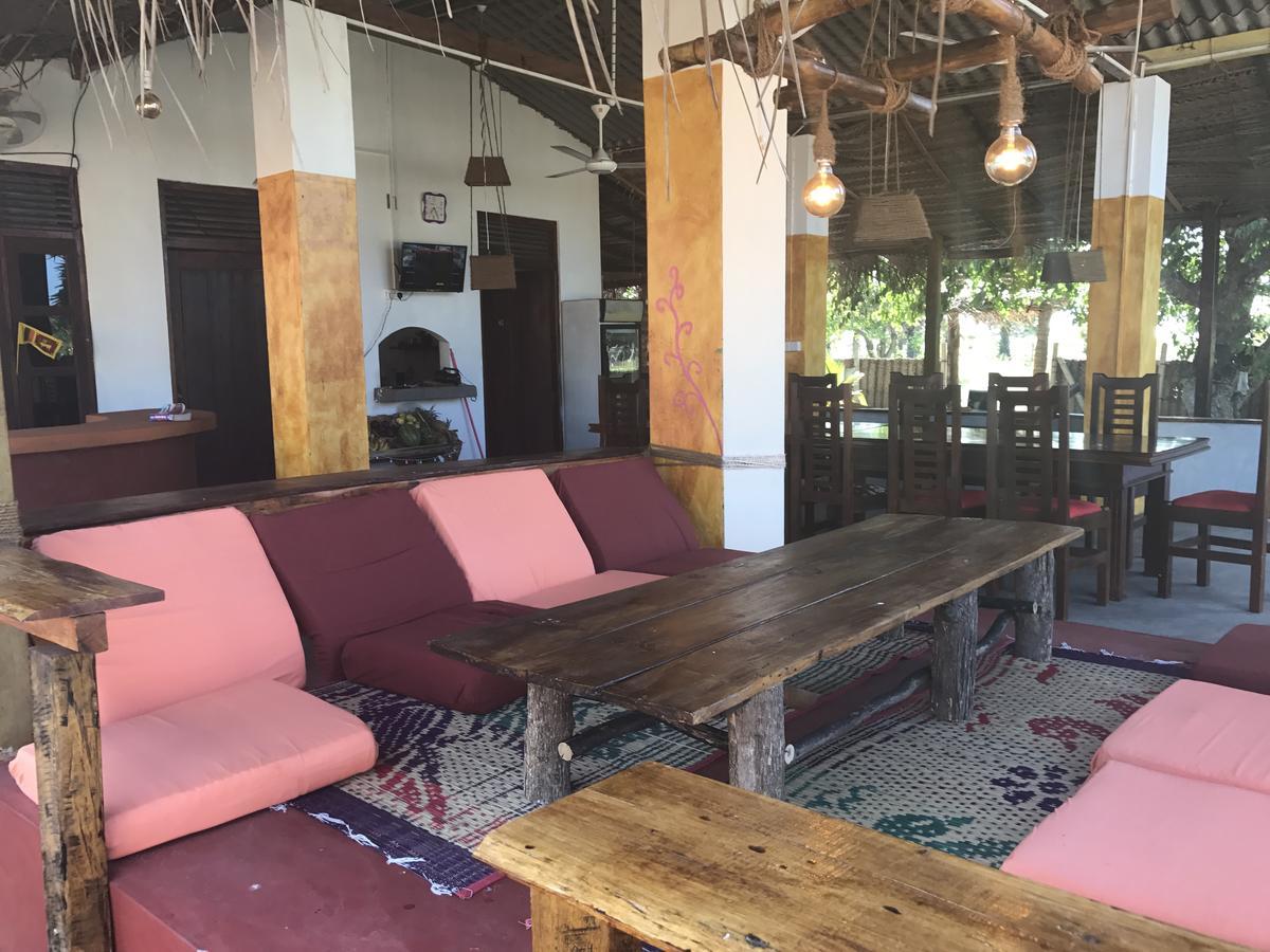The Coconut Pottuvil Exterior foto